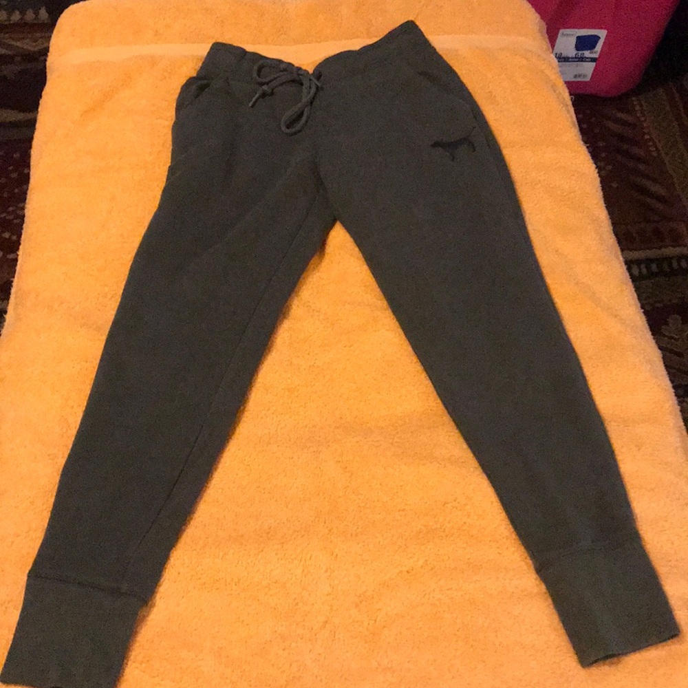 Victoria’s Secret pink